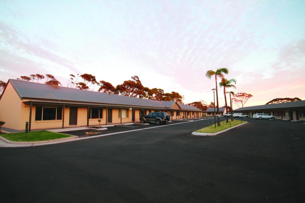 Sundowner Motel Hotel Whyalla Exterior photo