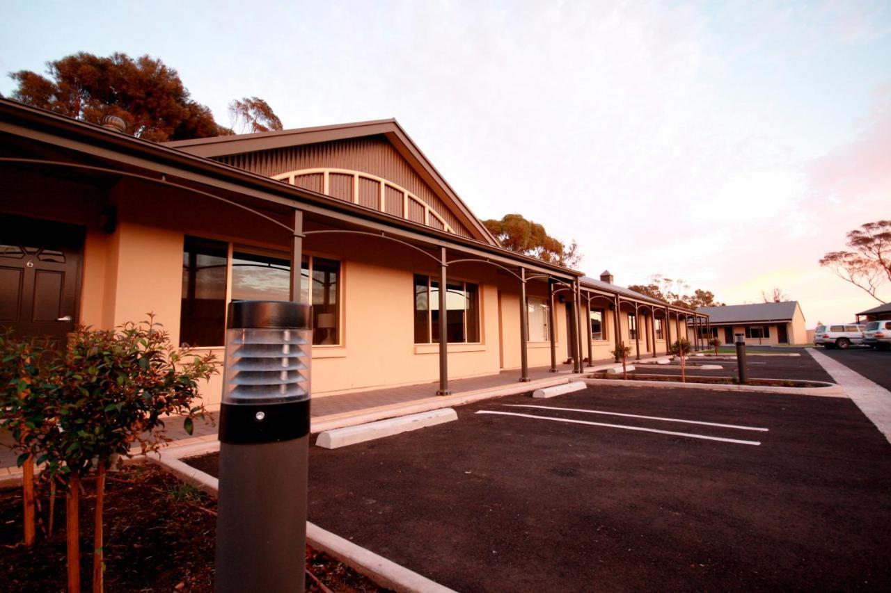 Sundowner Motel Hotel Whyalla Exterior photo